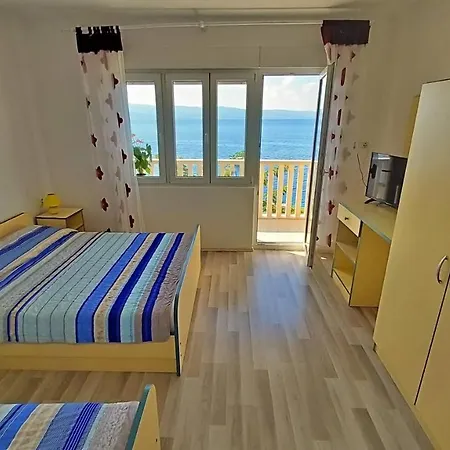 Apartments Neda Omiš Buitenkant foto