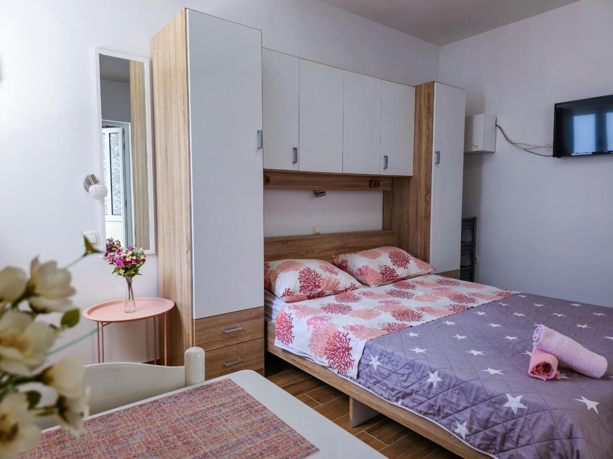 Apartment Neda Omis