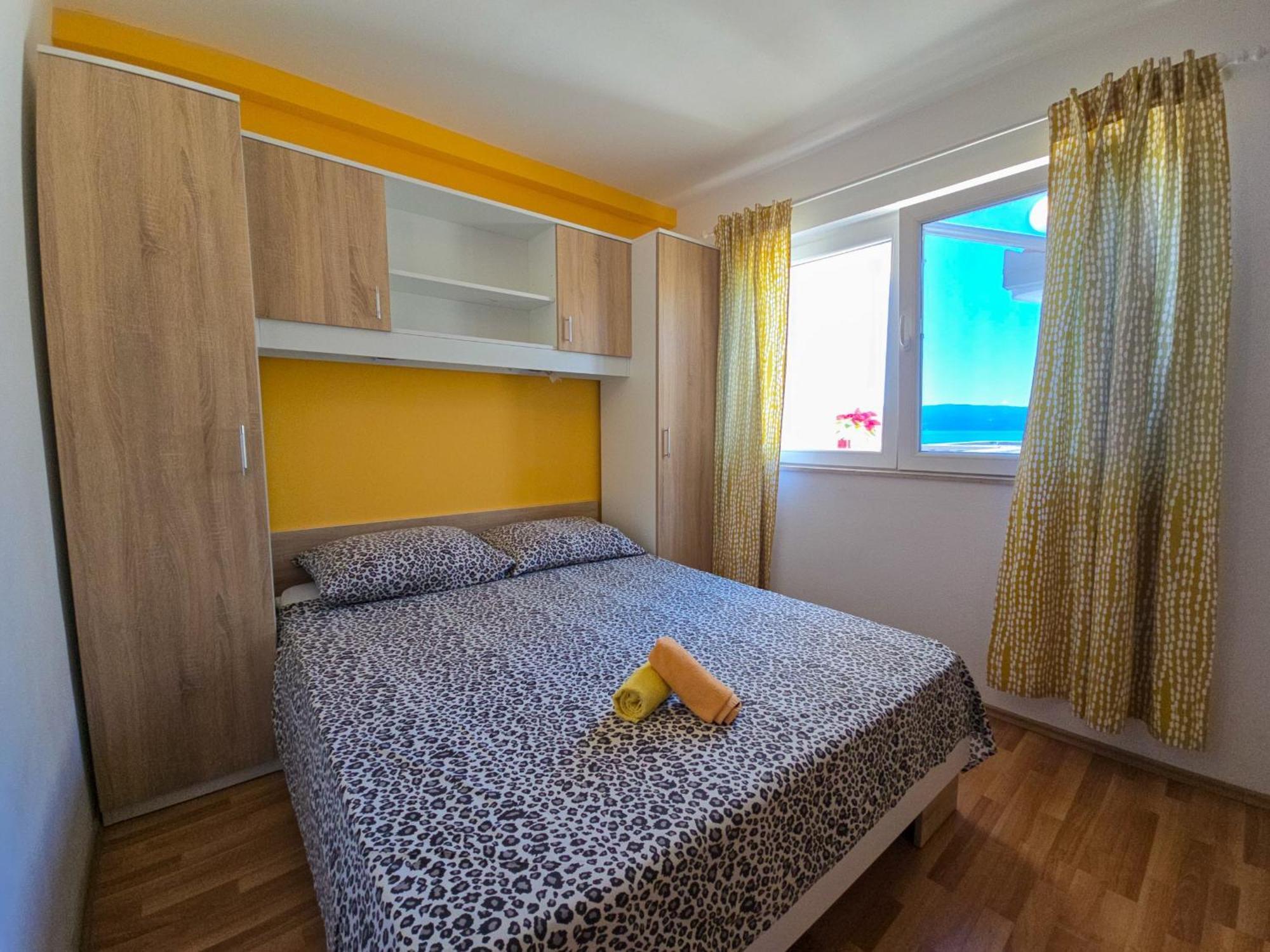 Neda Apartment Omis