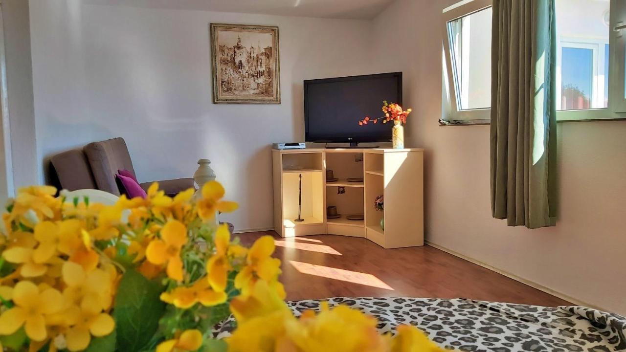Apartment Neda *