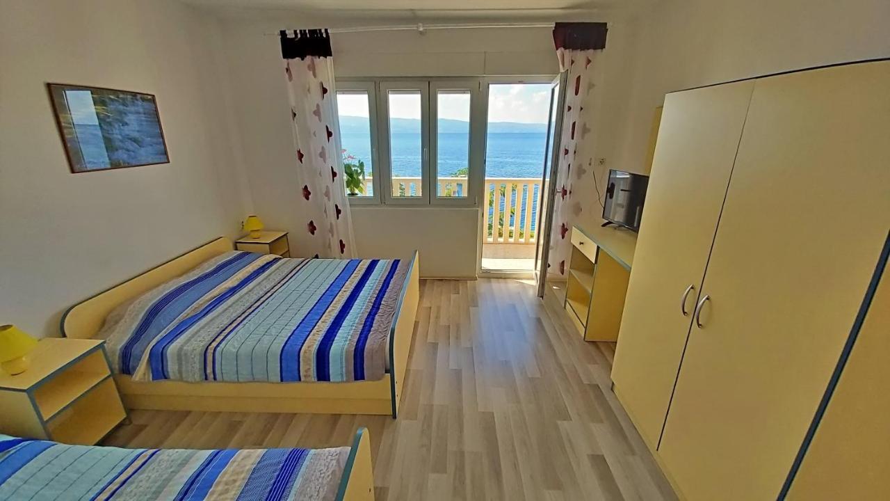 Neda Apartment Omis